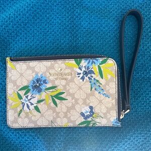 Kate Spade floral wristlet
